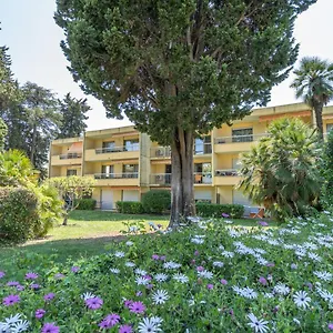 Appartement Vvf Villages Les Eucalyptus à Les Pins 