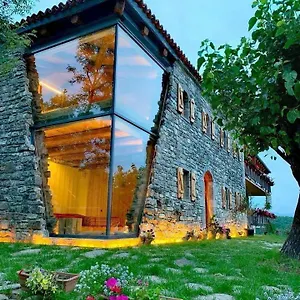 Casa de hóspedes Mrizi I Zanave Agroturizem ***